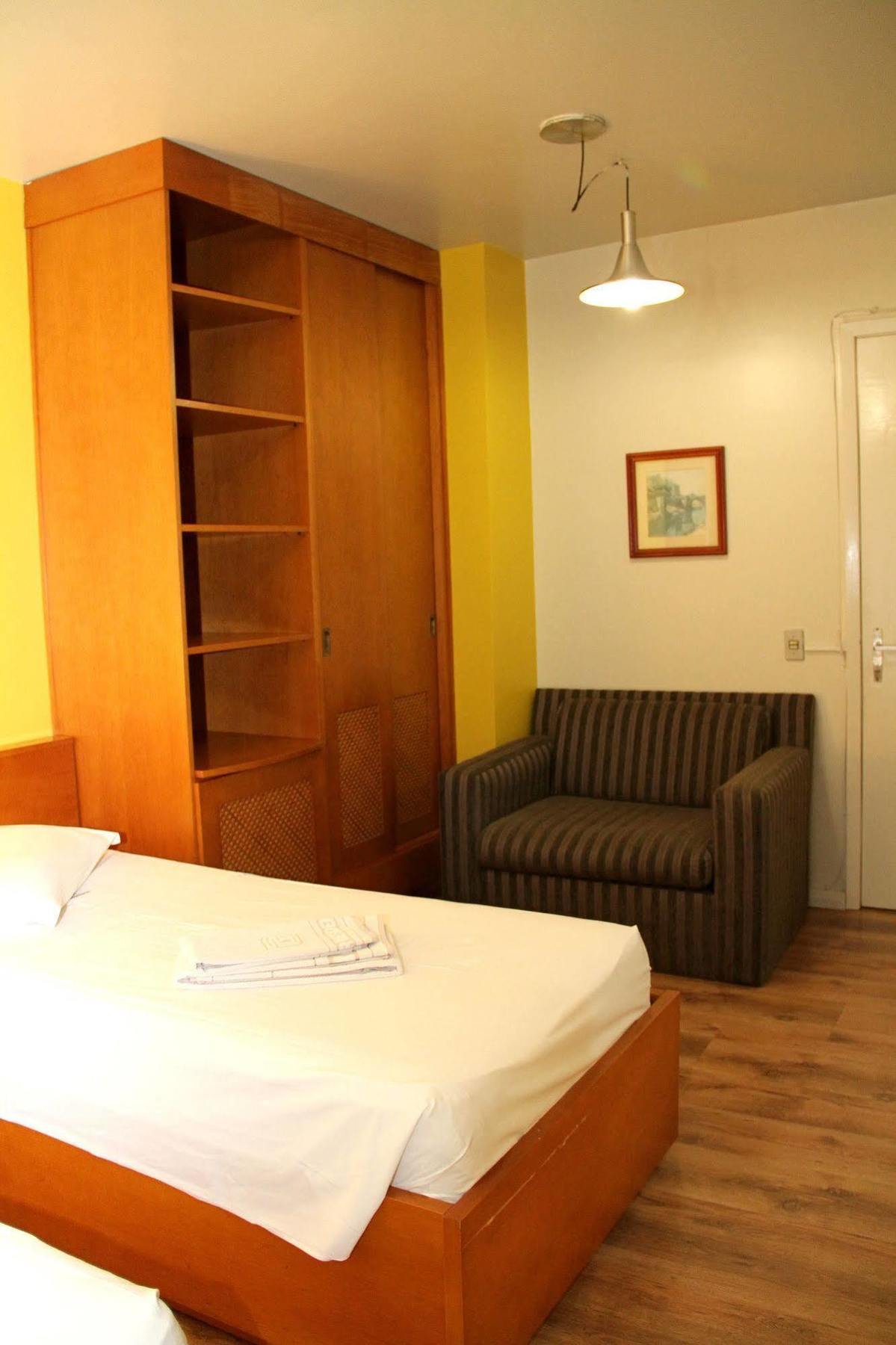 Hotel Lar Residence ปอร์โตอัลเลเกร ภายนอก รูปภาพ