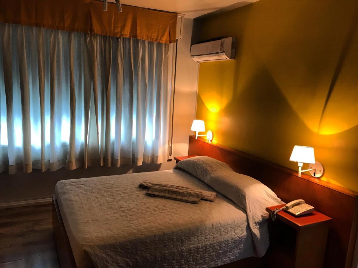Hotel Lar Residence ปอร์โตอัลเลเกร ภายนอก รูปภาพ